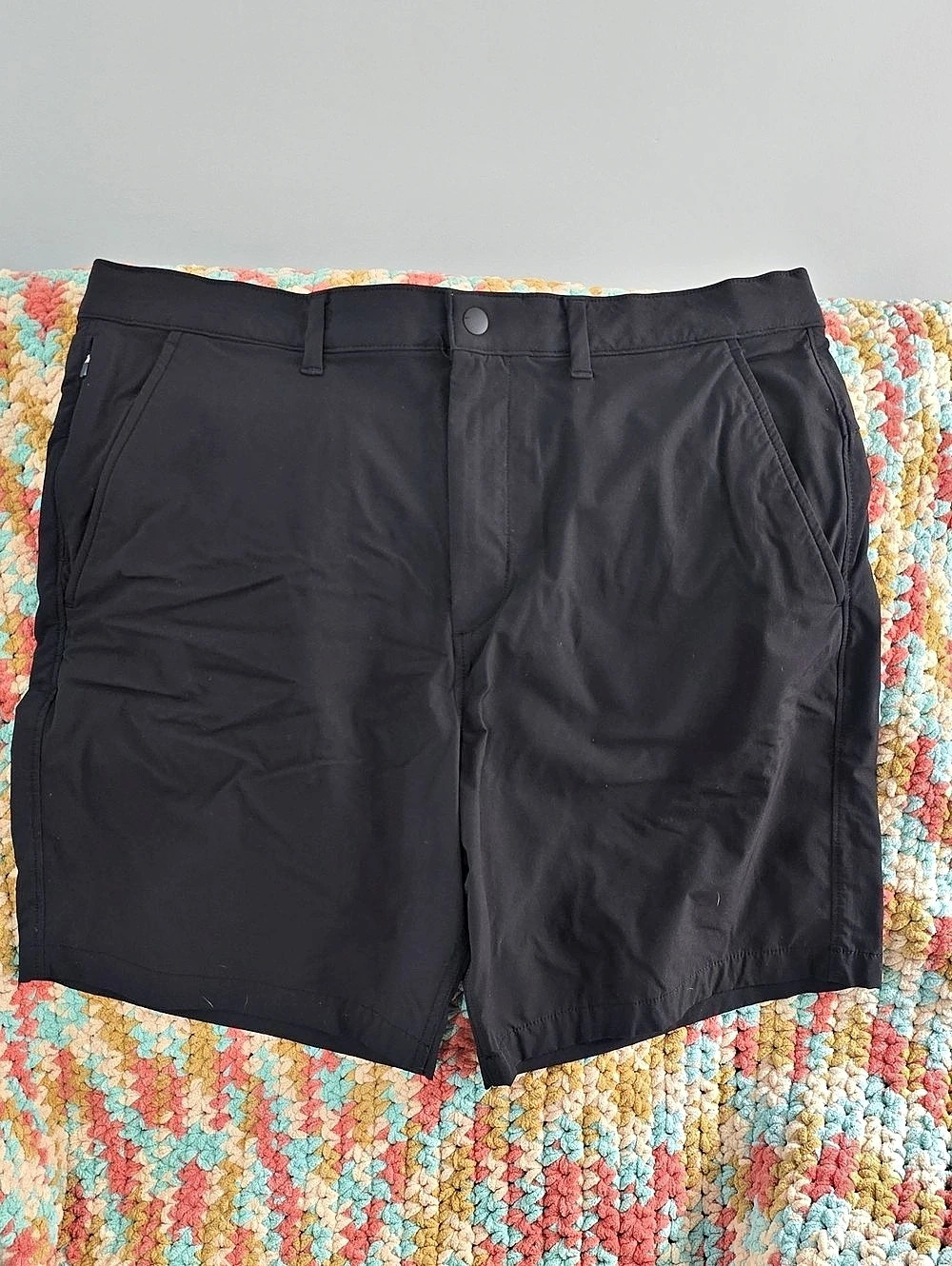 American Eagle Flex Shorts in Black Waist 34